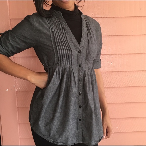 Button Up Top - Picture 1 of 2