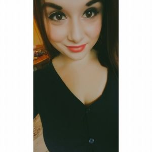 Meet your Posher, Karlie