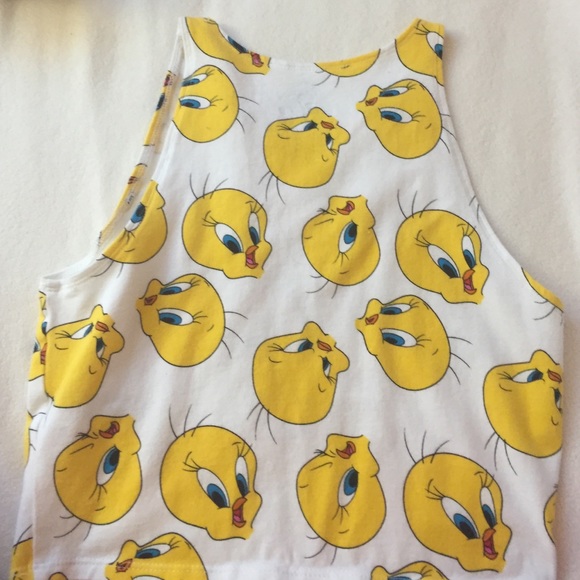 Cute crop top - Picture 4 of 4