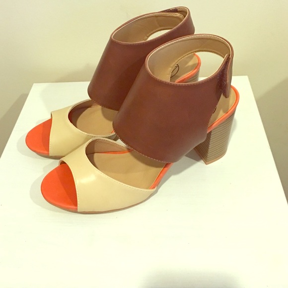 Brand New, Never Been Worn Heel