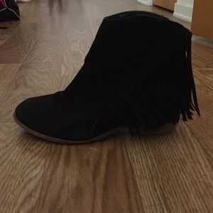 Black fringe booties