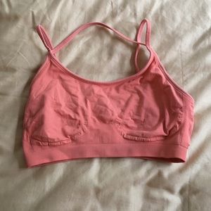 Coral sports bra from fabletics!