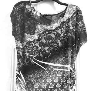 Black & white blouse