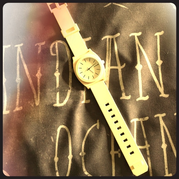 Hip white Nixon watch
