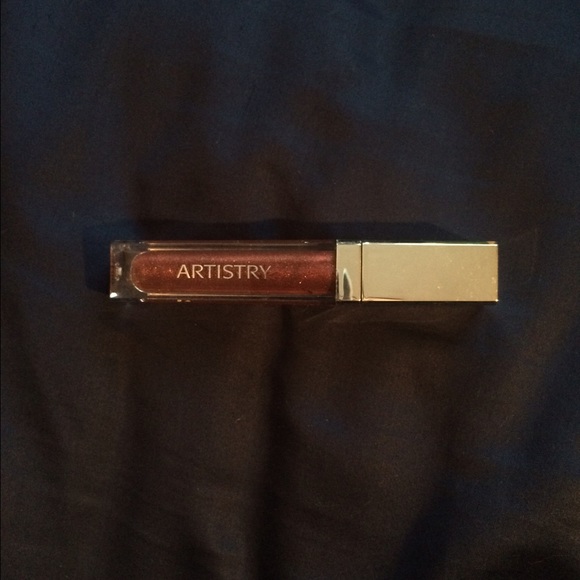 Artistry, light up lip gloss, new