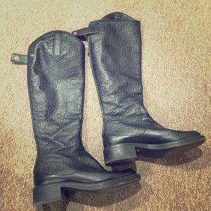Gucci leather boots