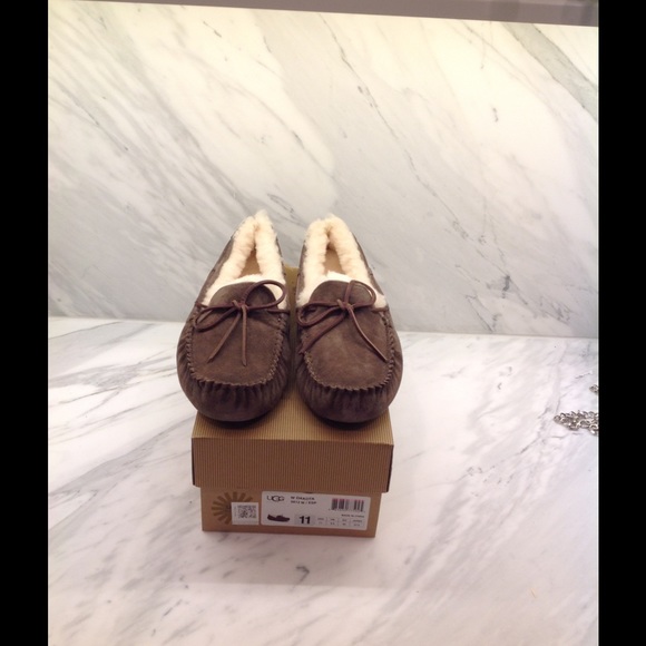 UGG Shoes - NWT UGG Ansley Moccasin Slipper, Brown, 41