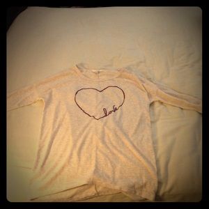 Long sleeve love shirt