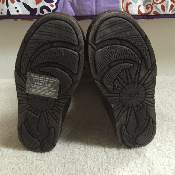 Size 8 barely worn brown Ugg boots! - Picture 4 of 4
