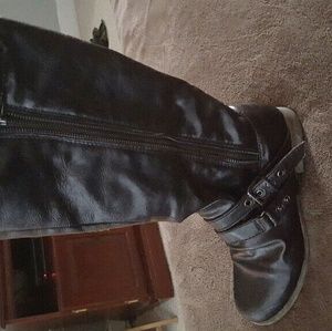 Buckle Wide Calf Riding Boots