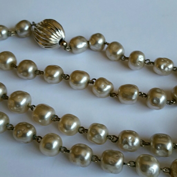 Vintage Double Stranded Beaded Necklace - Picture 4 of 4