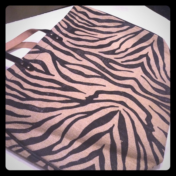 Zebra Straw/Burlap Market Tote