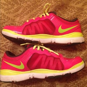 Nike Training Flex TR2  pink/neon yellow shoes