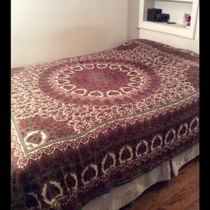 Bedspread - For full size bed