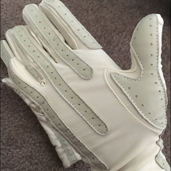 Gloves - image 2