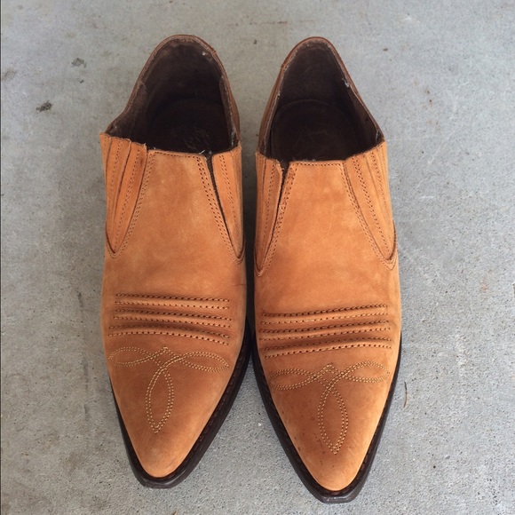SOLD Ankle booties by Guess