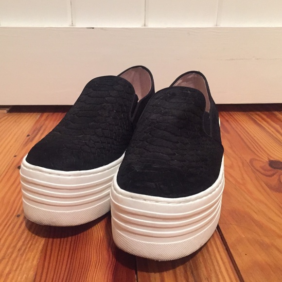 Black Snake Platform Sneaker