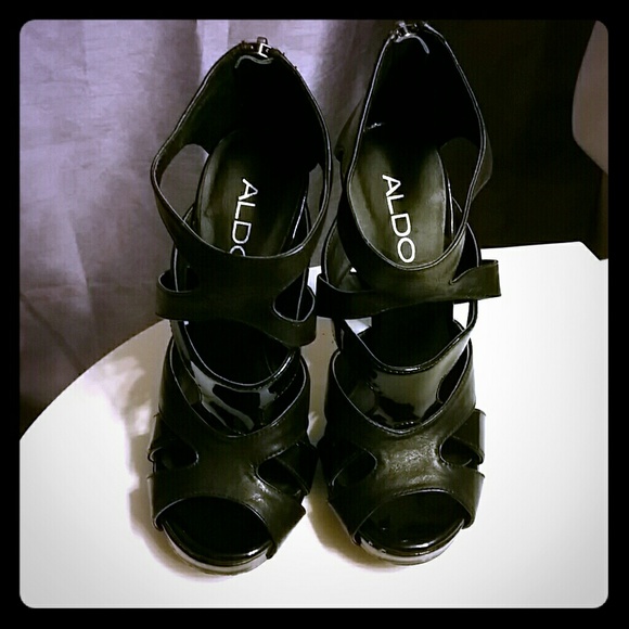 Black Aldo Pumps