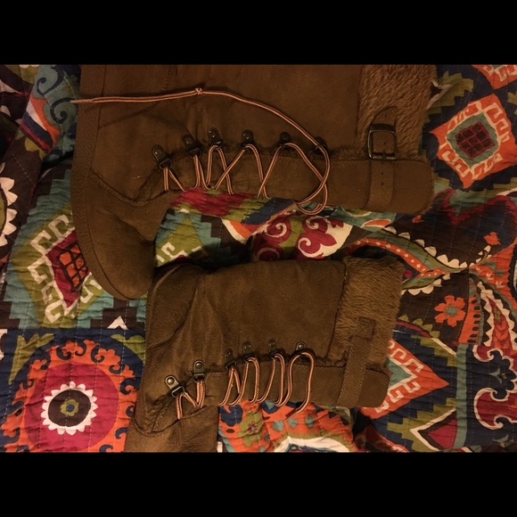 Rocket dog boots