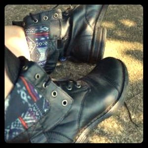 Madden girl Zorrba boots