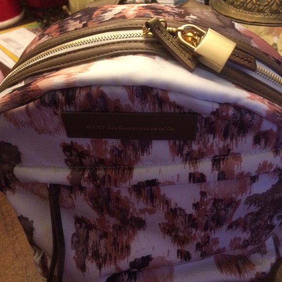 want les essentiels de la vie backpack - Picture 2 of 4