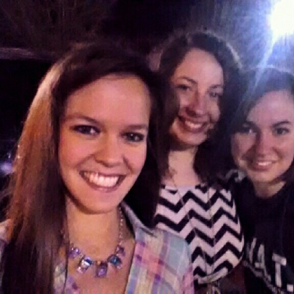 Meet your Posher, Jordan - Picture 2 of 2