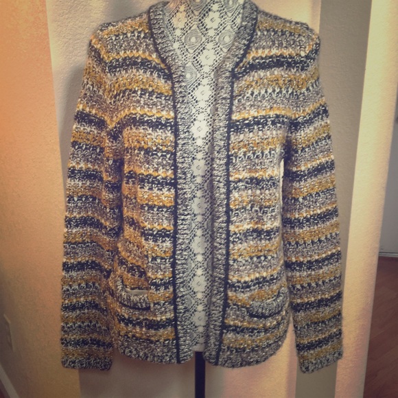 Gorgeous BR Sweater Blazer - Picture 1 of 4