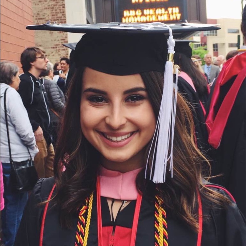 Meet your Posher, Julia