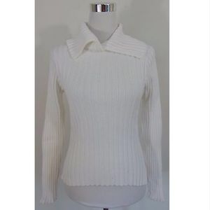 ❤️Preloved banana republic white sweater size S❤️