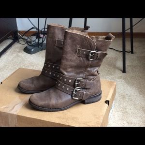 Dolce Vita short boots size 6.5