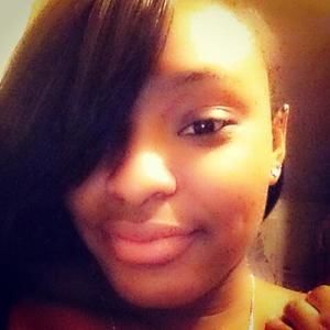 Meet your Posher, Vanessa