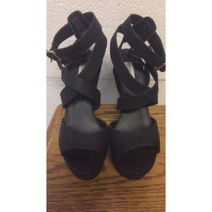 Steve Madden Xfoliate wedges