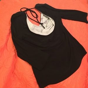 White House Black market sz M top Cowl neck 3/4 sl