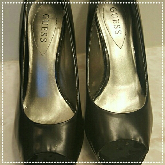 Guess Black Peeptoe Pumps - Picture 3 of 4