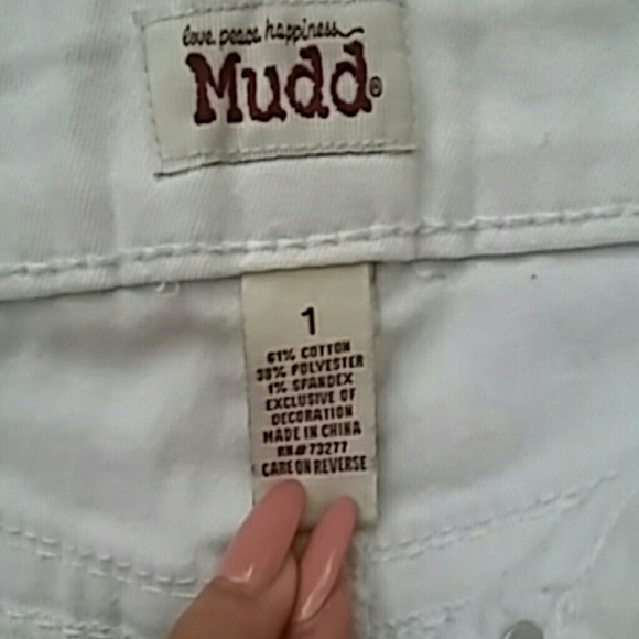 Mudd white shorts - Picture 2 of 3