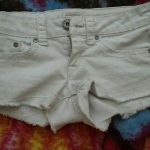 Mudd white shorts