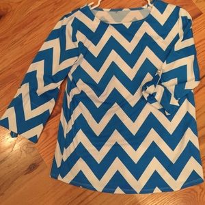 Boutique white and blue chevron 3/4 shirt.