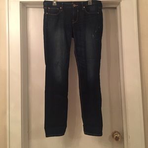 Medium denim wash