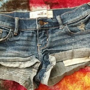Hollister Jean shorts 24