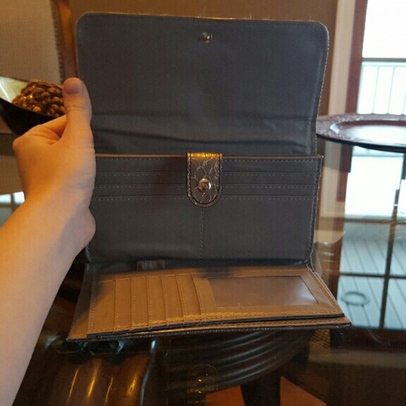 Gray Wallet - Picture 3 of 3