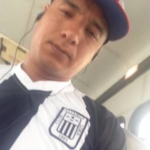 Meet your Posher, Luis