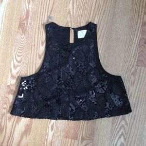 URBAN CROP TOP💕💕