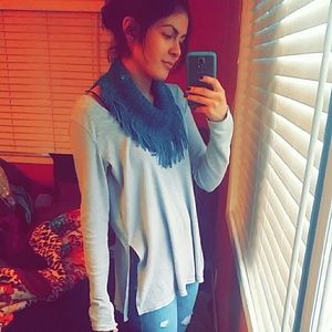 Meet your Posher, Maythe