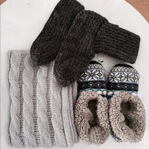 (2) Slippers & Light Grey Scarf. *Camping Bundle*