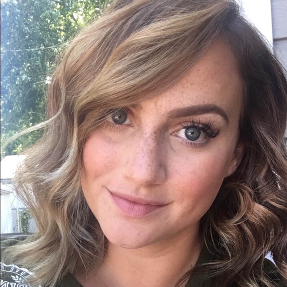 Meet your Posher, Brittany