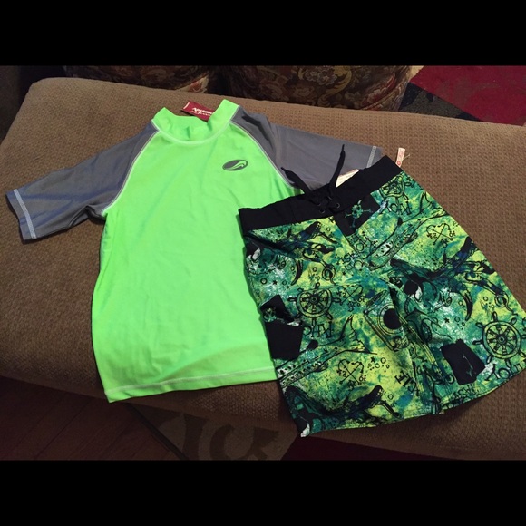 Brand new Boys 10/12 swimwear