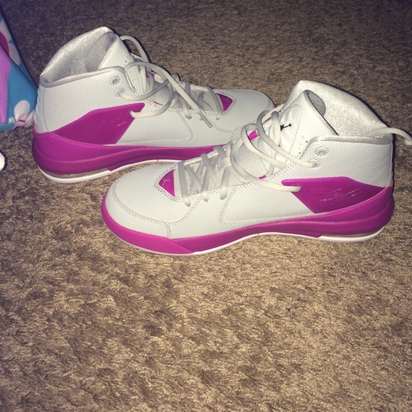 Jordan women flights