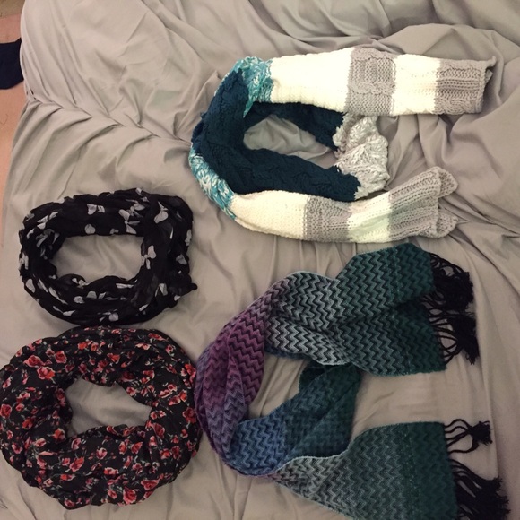 Scarf Bundle🙈😍