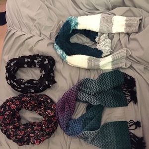 Scarf Bundle🙈😍