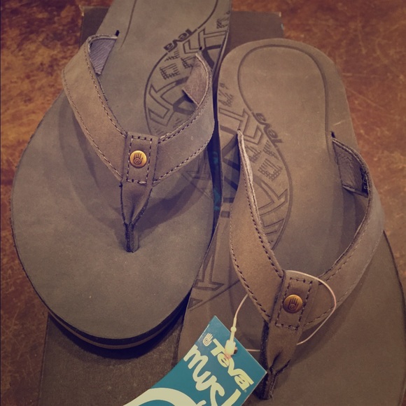 Teva Shoes - FINAL PRICE -SO GOOD! NWT TEVA Leather Sandals